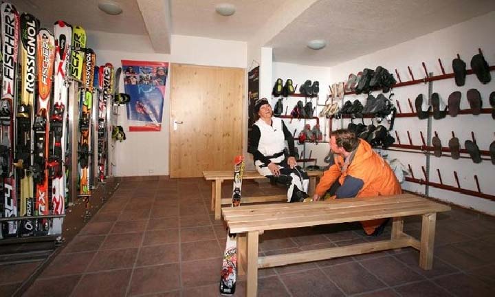 Skifahren in S�lden